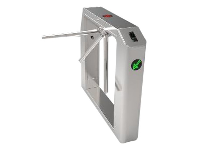 Bao-ve-hoc-sinh-trong-moi-truong-giao-duc-voi-cong-xoay-3-cang-an-ninh